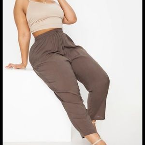 Pretty Little Thing Khaki Pants